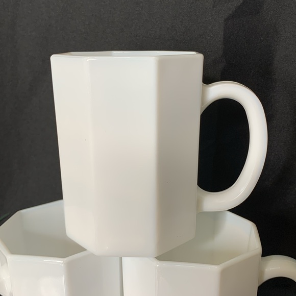 Set of 6 Vintage Arcoroc Octime white Octagon milk glass Coffee mugs / Tea Cups - Picture 4 of 11